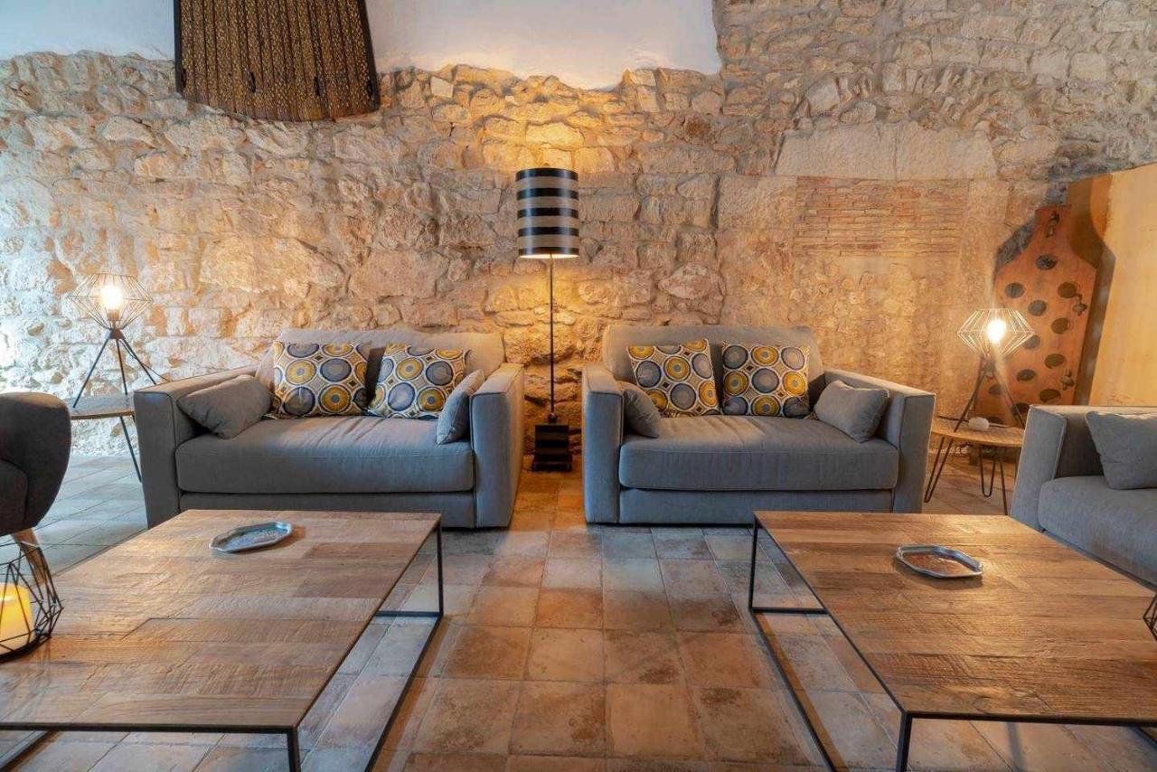 Casa De Ensueno En Almatret Holiday home *