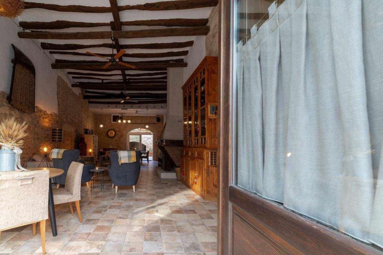 Casa De Ensueno En Almatret Riba-roja d'Ebre