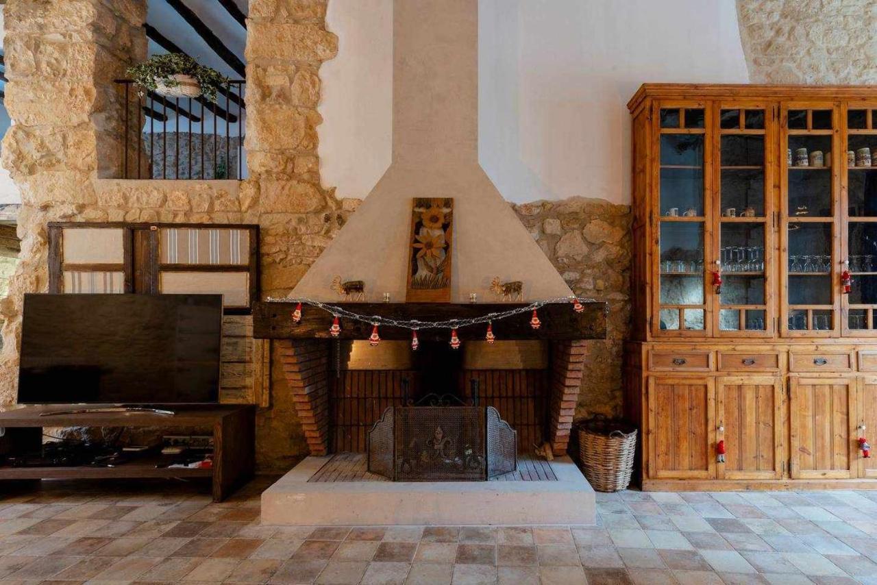 Casa De Ensueno En Almatret Riba-roja d'Ebre